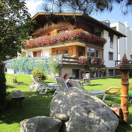 Haus Kroessbacher Фульпмес