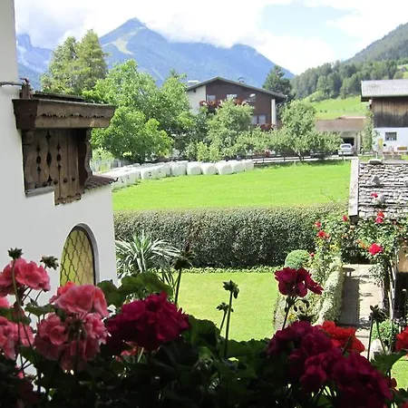 Проживание в семье Haus Kroessbacher *