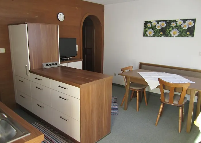 Homestay Haus Kroessbacher Fulpmes