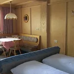 Haus Kroessbacher Pansiyon